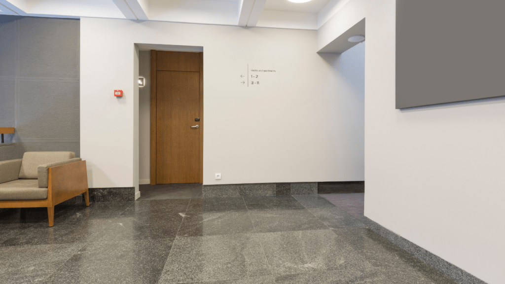 8. Granito: Resistência Imbatível